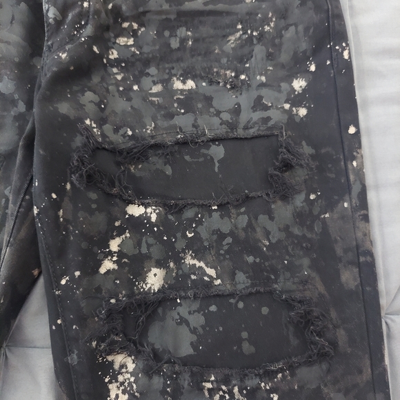 MNML Jeans - Picture 3 of 4